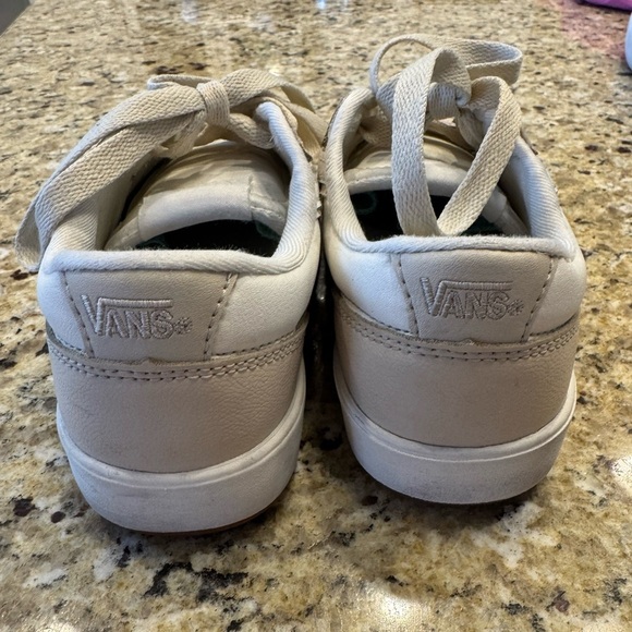 Vans ivory and White tan Sneakers Classic Skate Style Womens 6.5 Mens size 5 - Picture 3 of 6